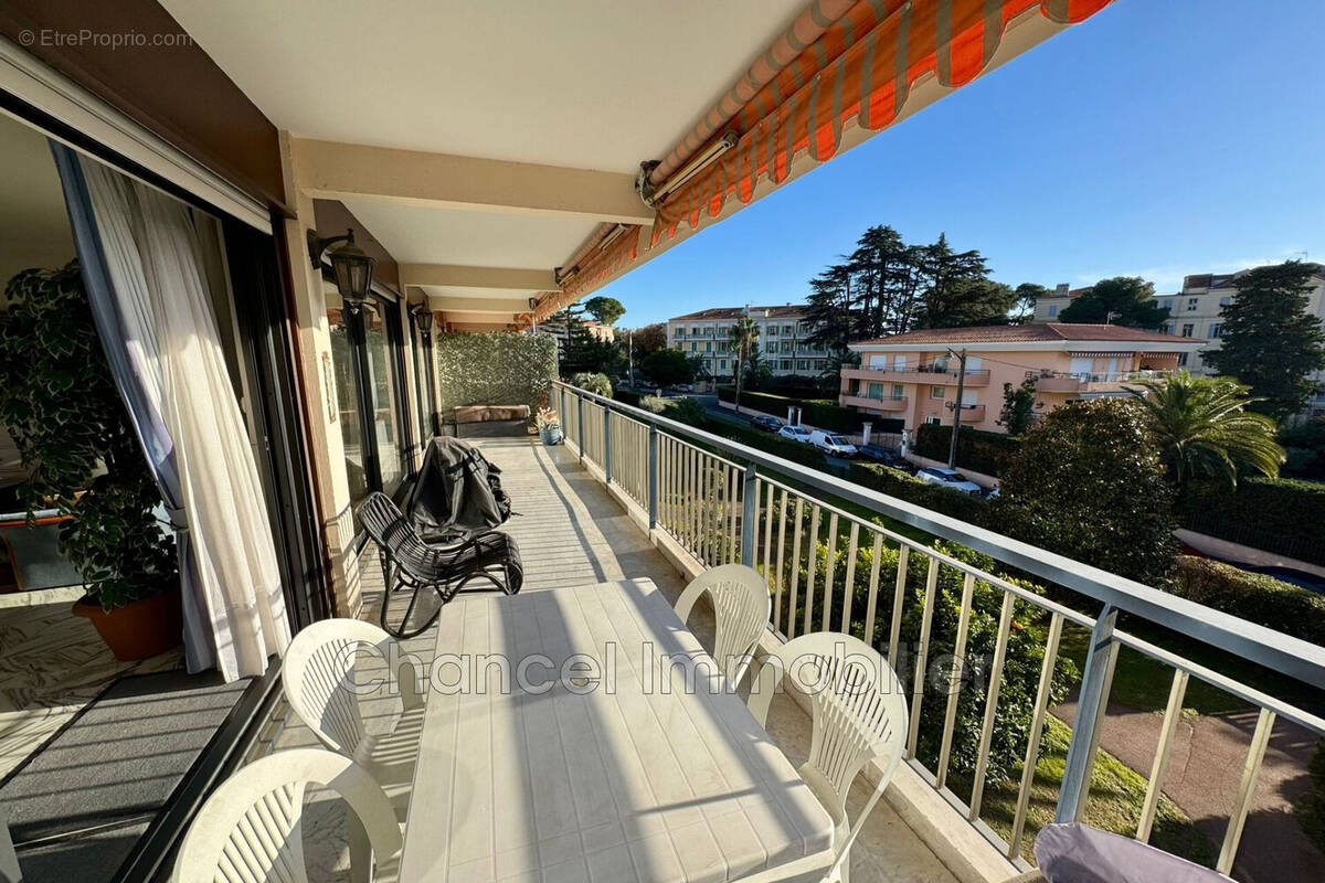 Appartement à CANNES