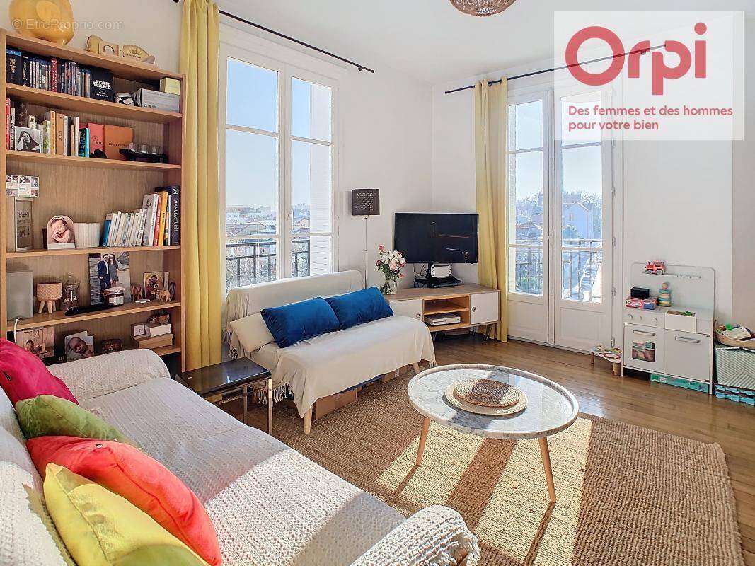 Appartement à ISSY-LES-MOULINEAUX