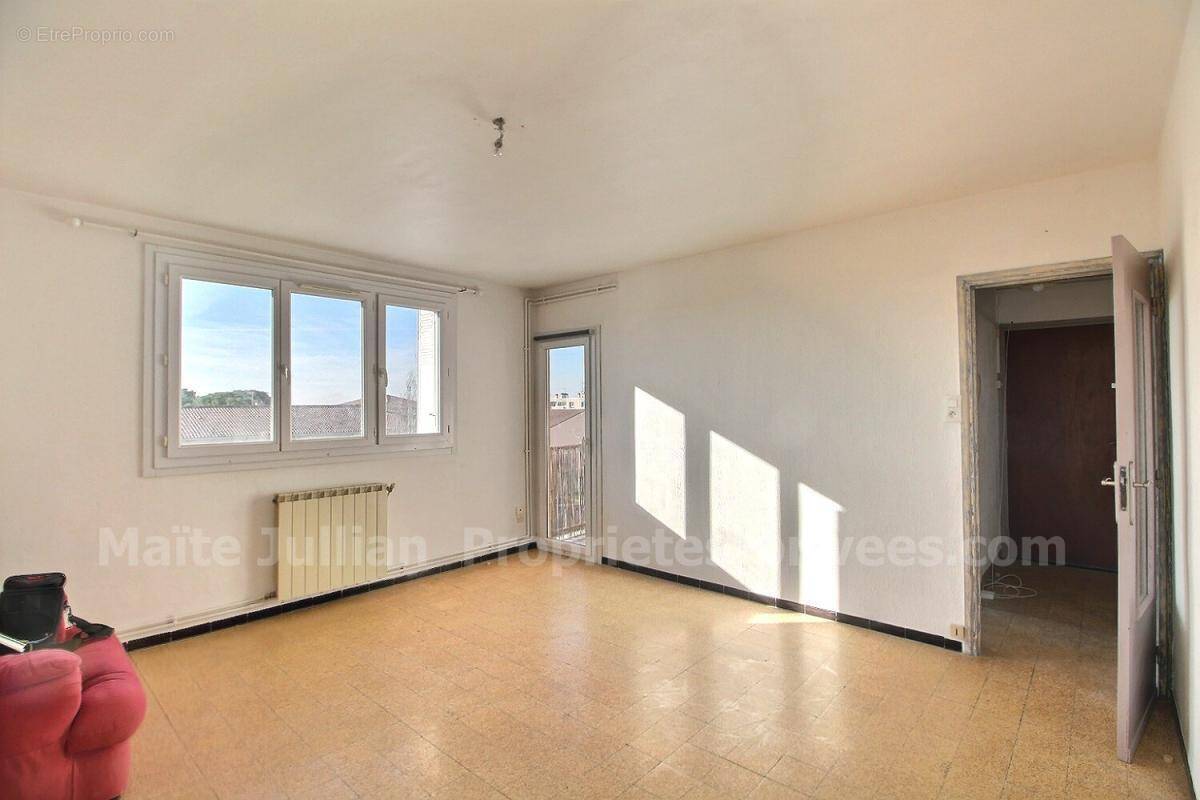 Appartement à UZES