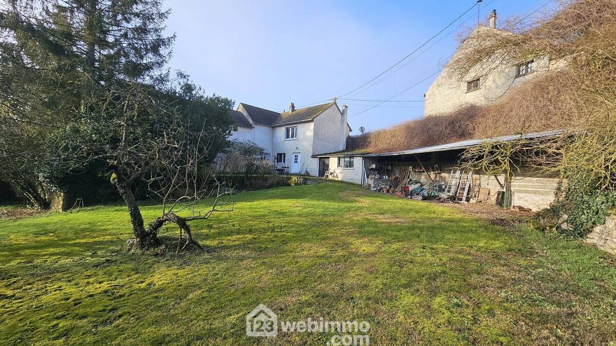 Une autre vue de la maison. - Maison à LA CHAPELLE-LA-REINE