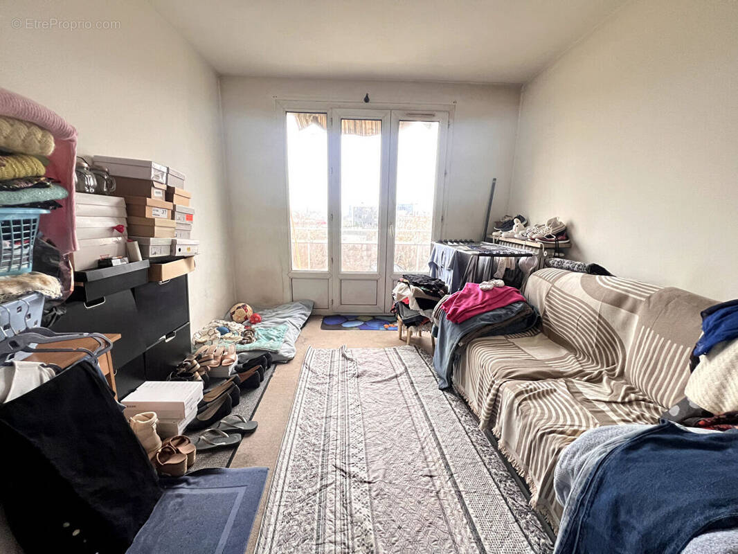 Appartement à NANTERRE