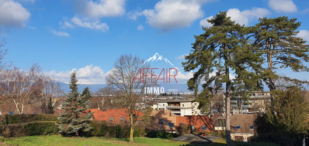 Appartement à COLLONGES-SOUS-SALEVE