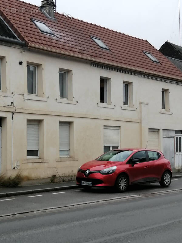 Maison à ORIGNY-SAINTE-BENOITE