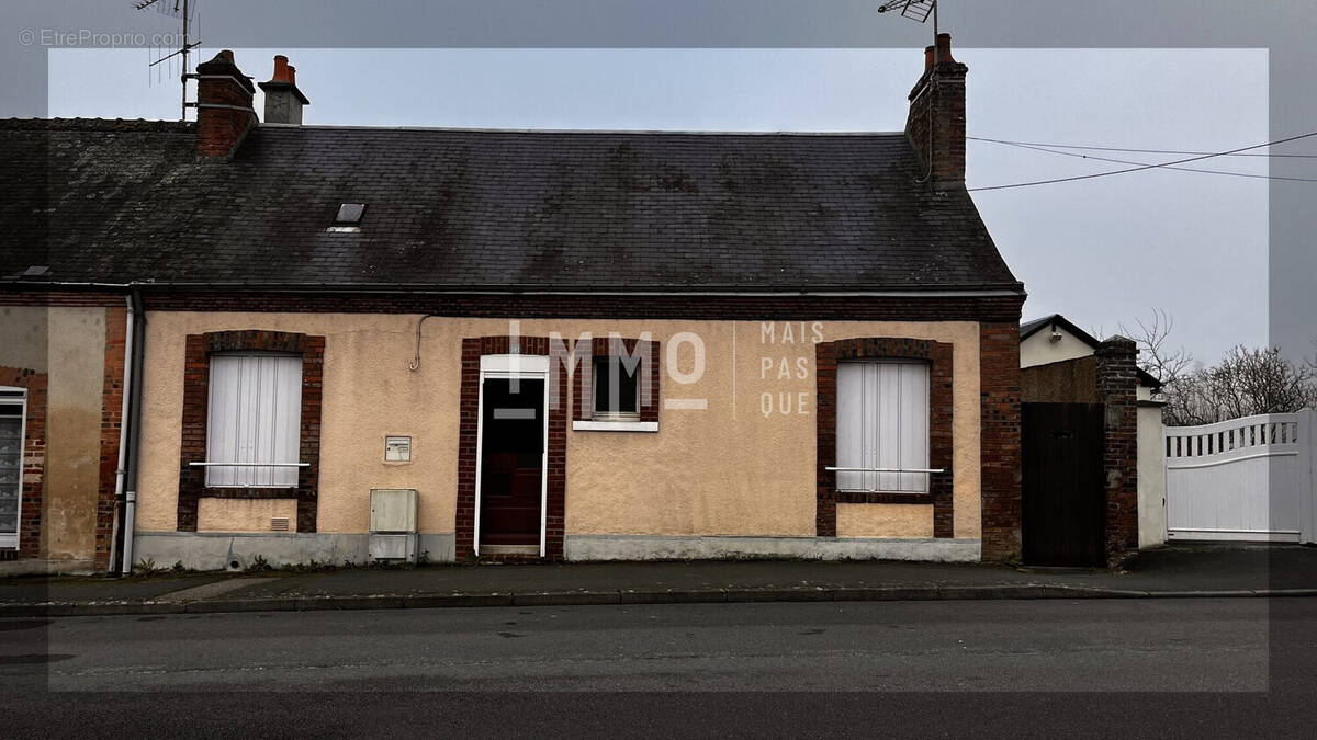 Maison à SAINT-CALAIS