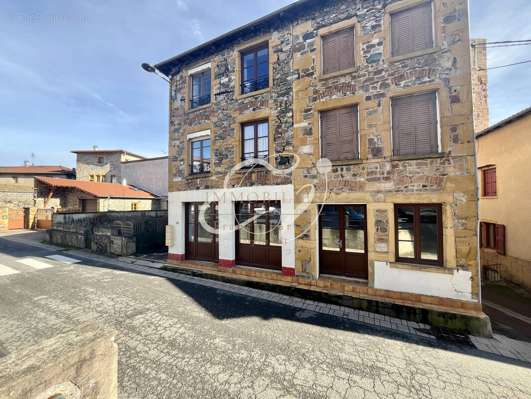 Appartement à SAVIGNY