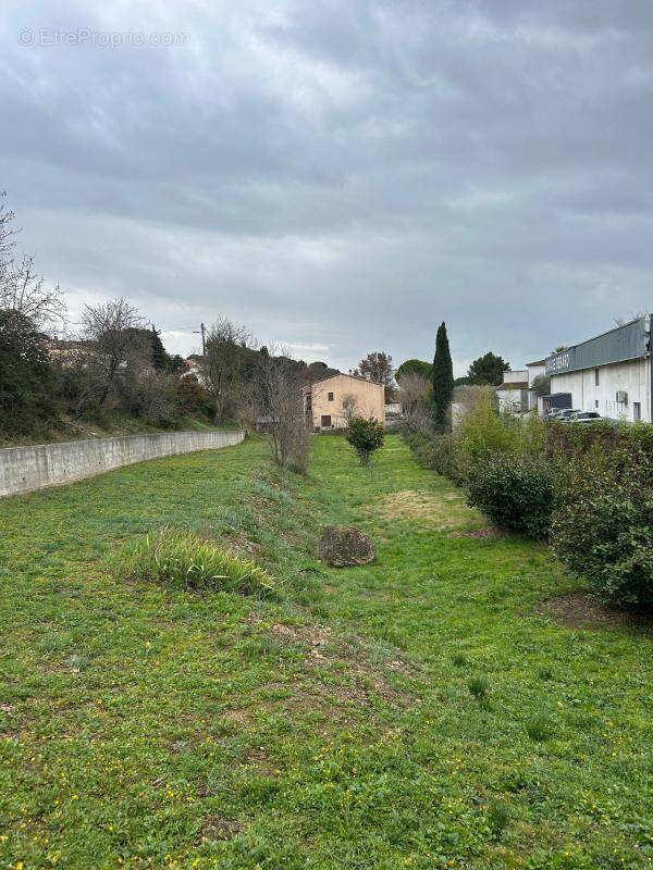 Terrain à LES PENNES-MIRABEAU