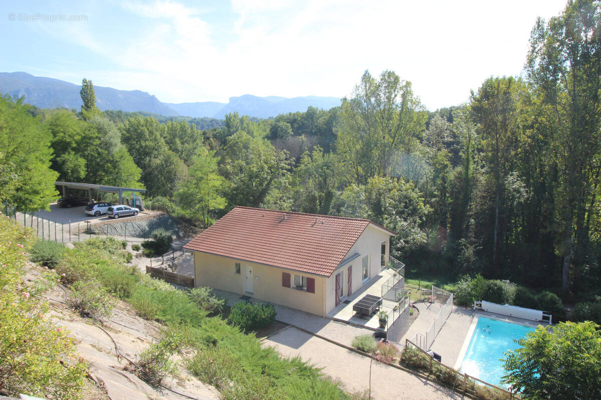 Maison à AUBERIVES-EN-ROYANS