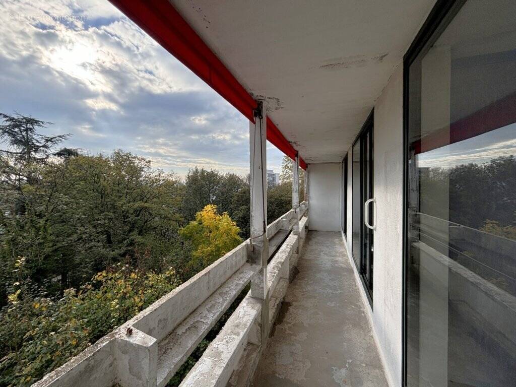 Appartement à LYON-9E