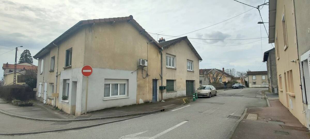 Appartement à SAINT-JUNIEN