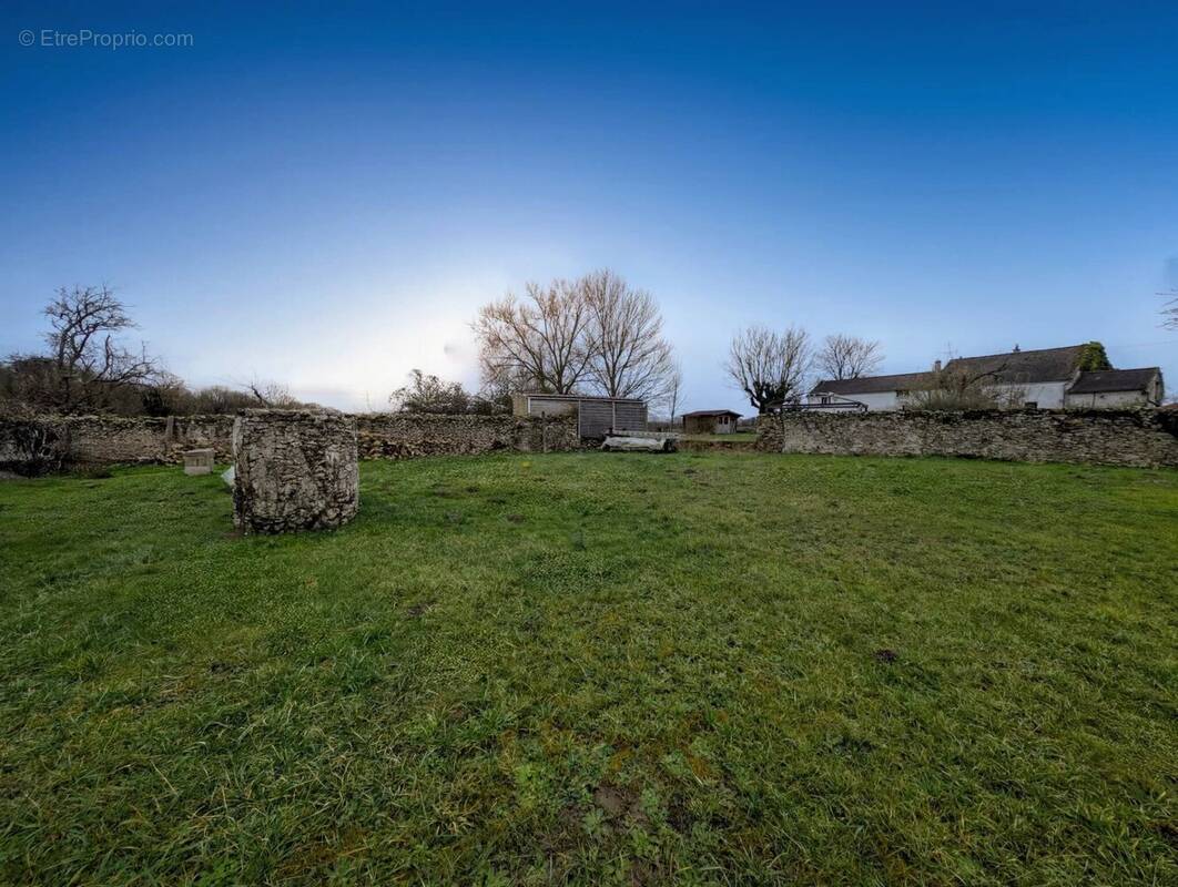 Terrain à LA FERTE-SOUS-JOUARRE