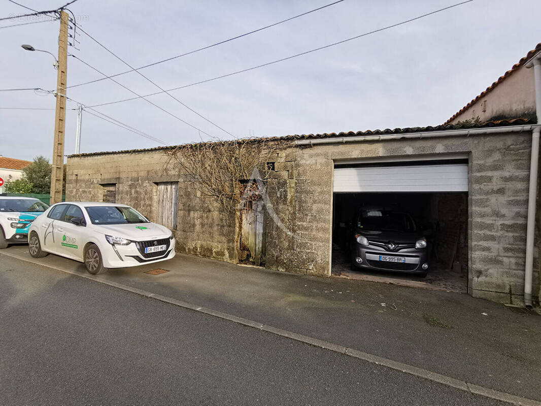 Parking à ROCHEFORT