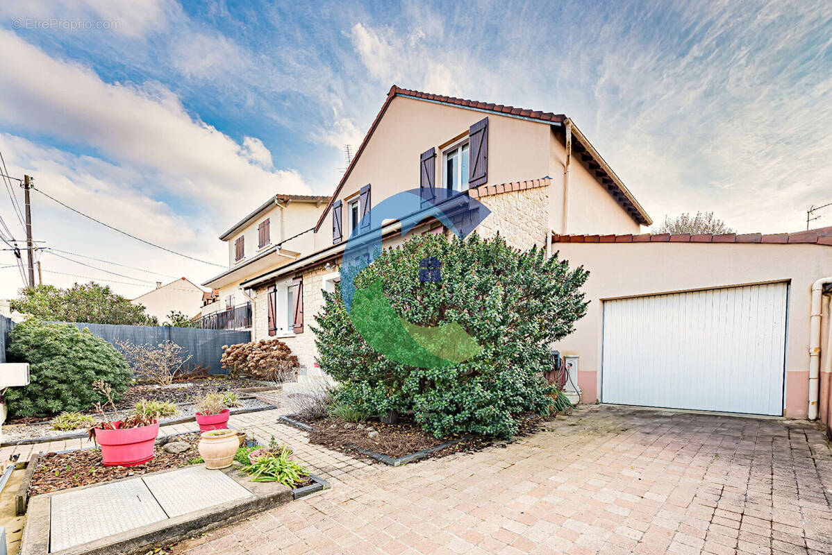 Maison à MORSANG-SUR-ORGE