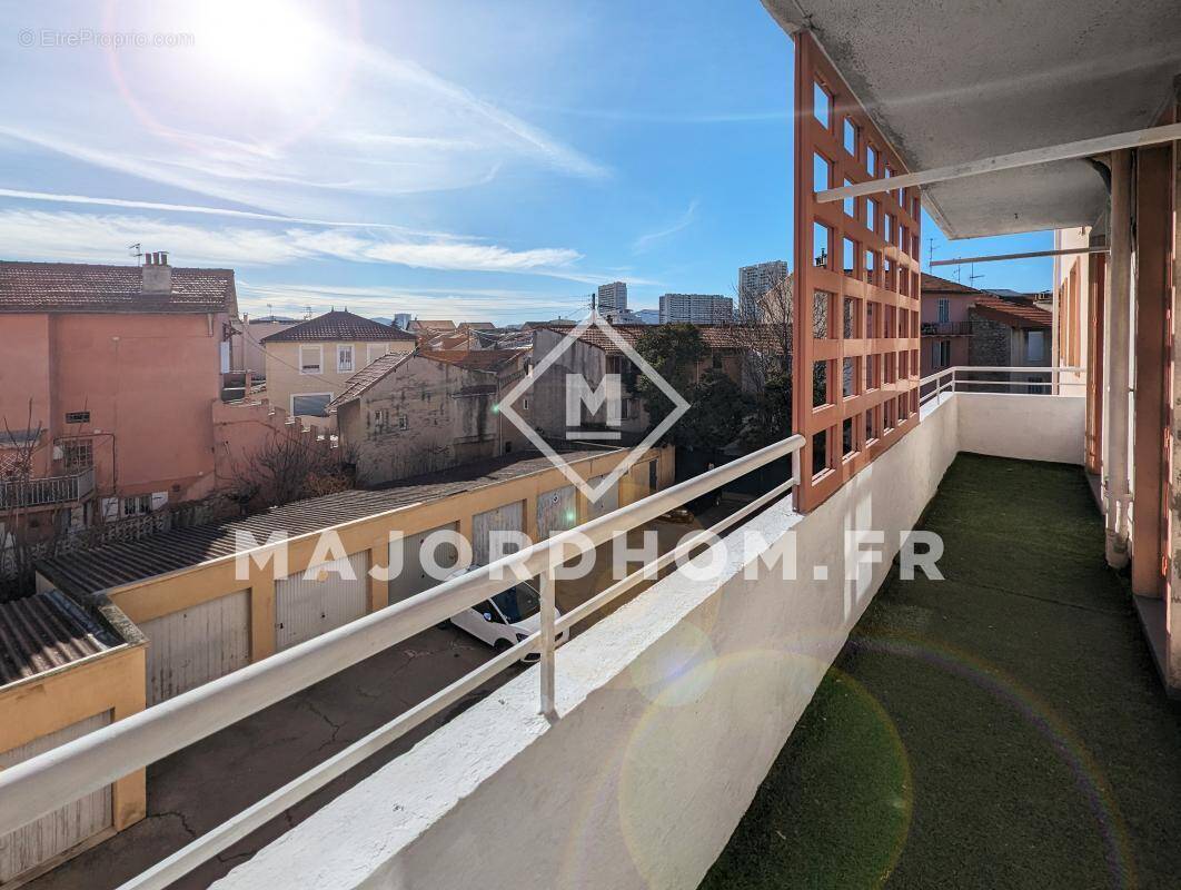 Appartement à MARSEILLE-9E