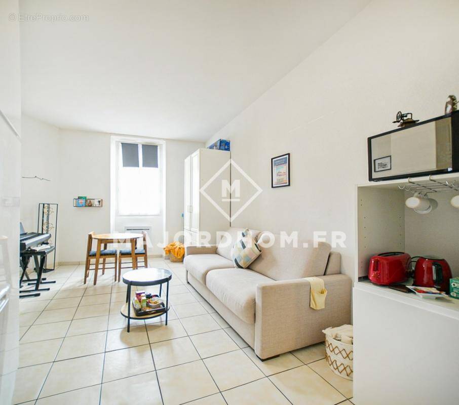 Appartement à MARSEILLE-7E