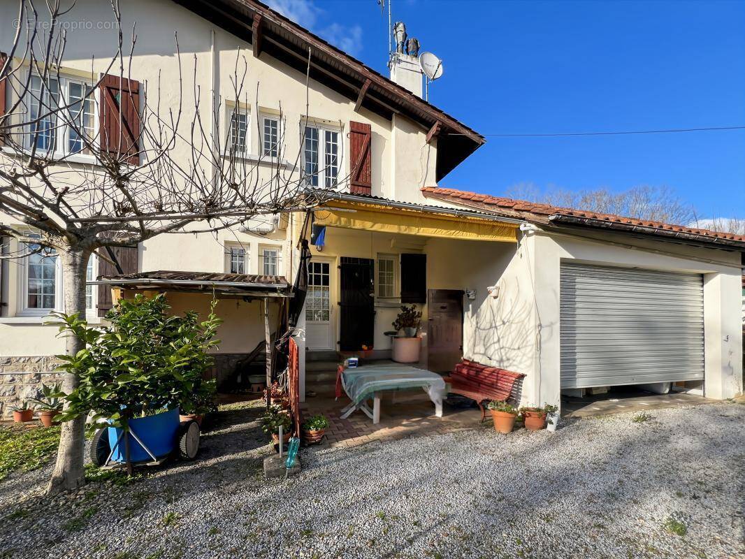 Appartement à CAMBO-LES-BAINS