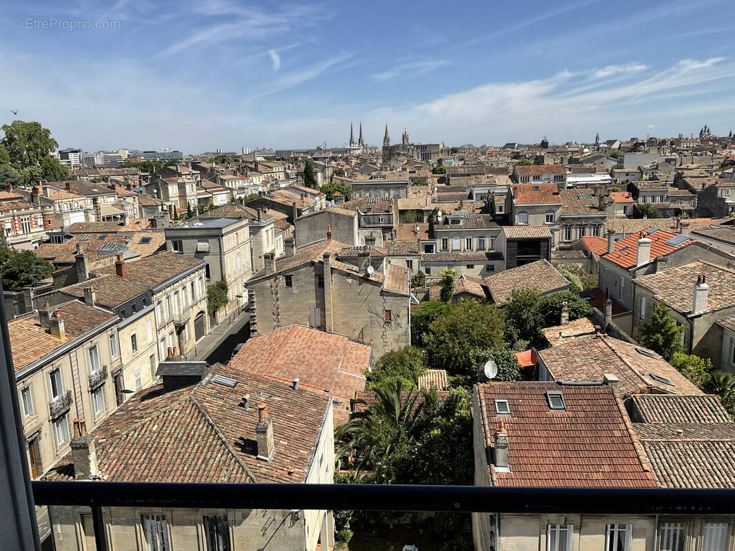 Appartement à BORDEAUX