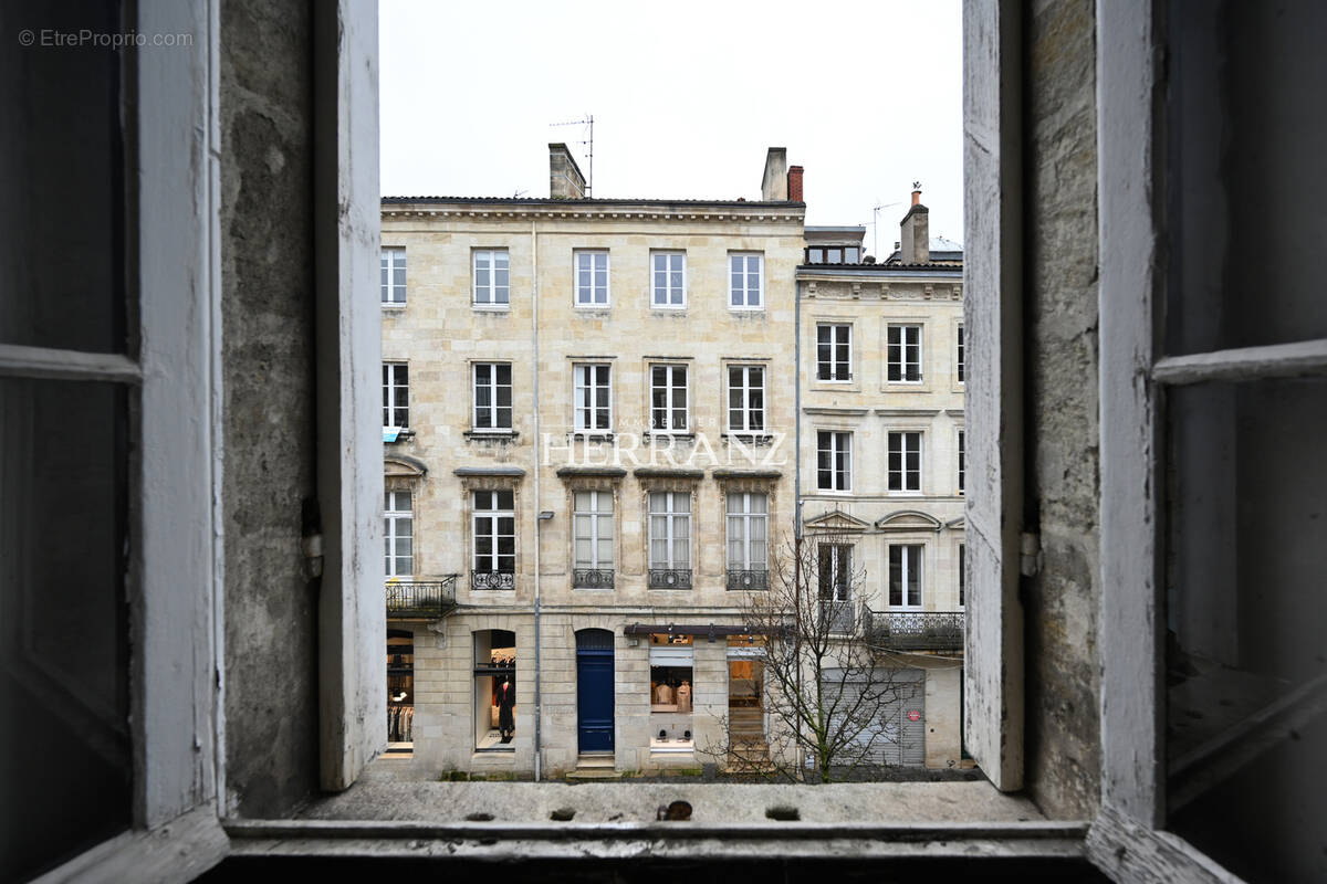 Appartement à BORDEAUX