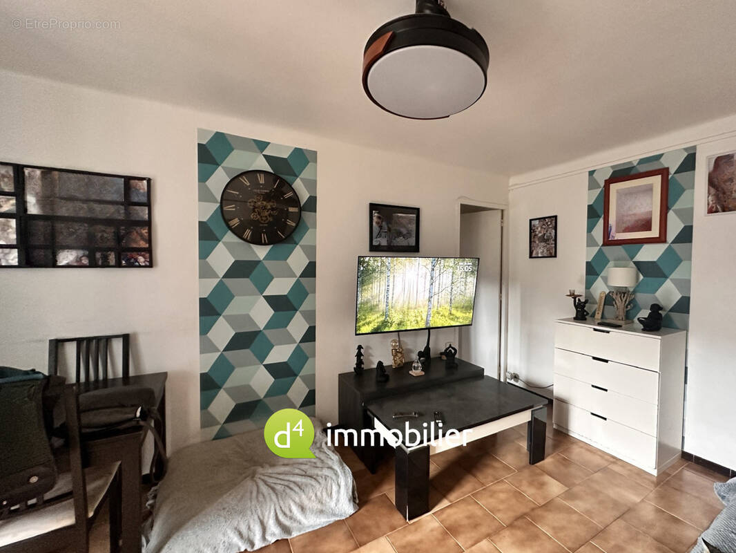 Appartement à MARSEILLE-9E