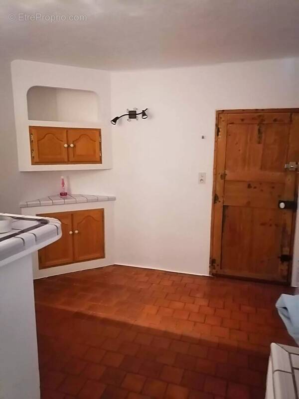 Appartement à SALERNES