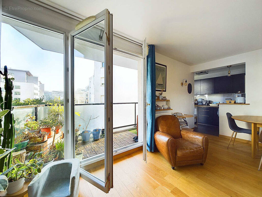 Appartement à CLICHY