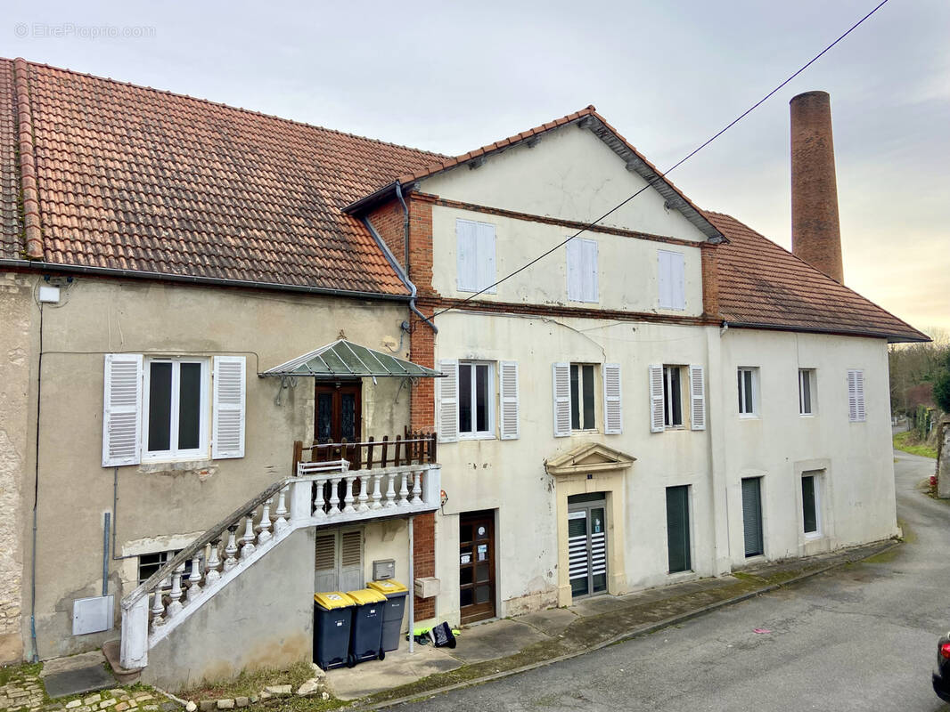 Appartement à SAINT-GERMAIN-DES-FOSSES