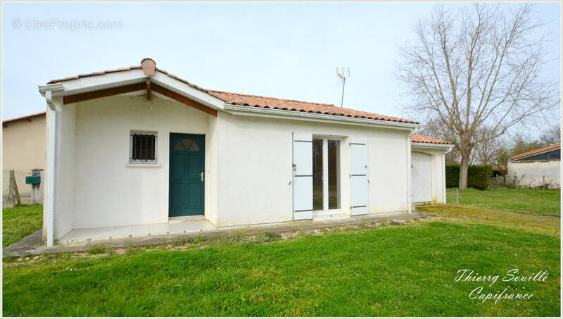 Maison à LES EGLISOTTES-ET-CHALAURES