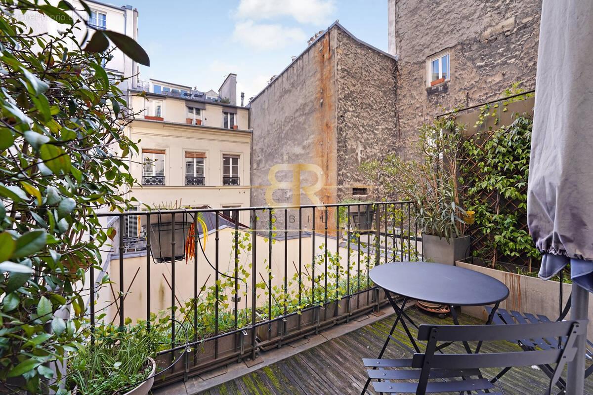 Appartement à PARIS-2E