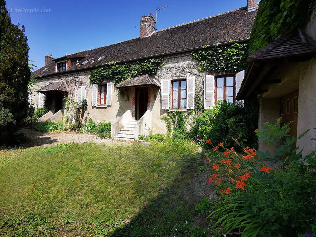 Maison à SAINT-BENOIST-SUR-VANNE