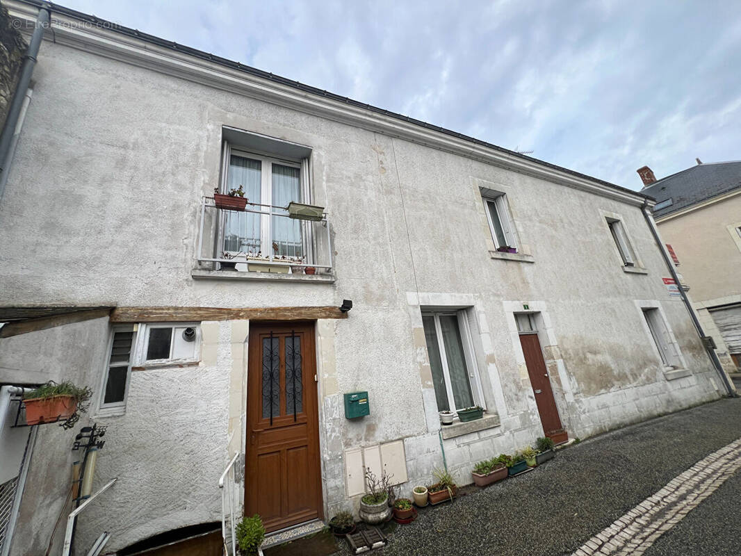 Maison à ARTANNES-SUR-INDRE