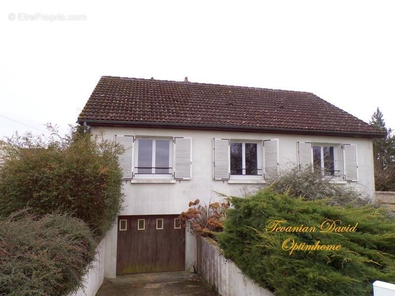 Maison à NOYERS-SUR-CHER