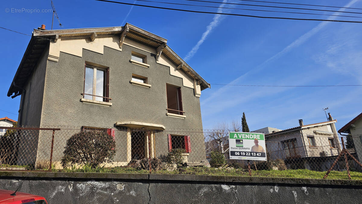 Maison à CLERMONT-FERRAND