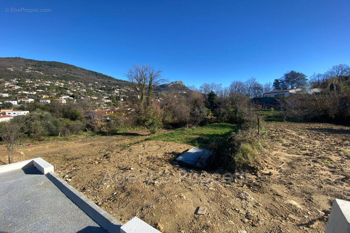 Terrain à VENCE