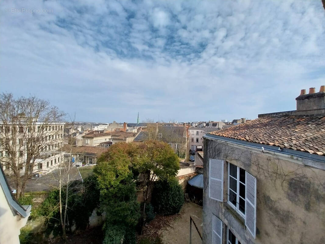 Appartement à POITIERS