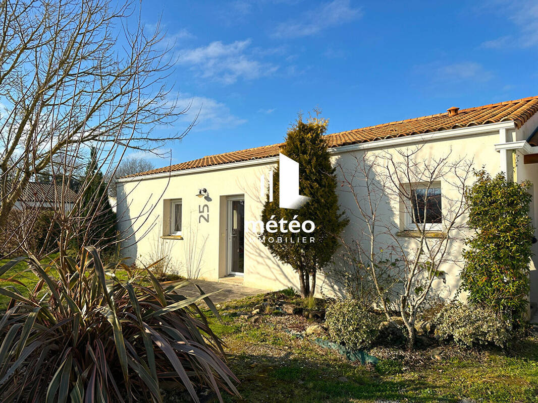 Maison à SAINT-AVAUGOURD-DES-LANDES