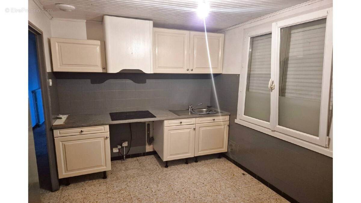 Appartement à GREASQUE