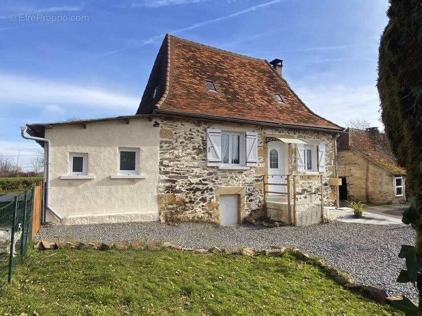 Maison à DUSSAC