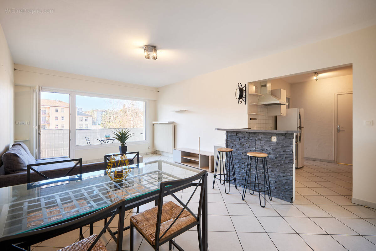 Appartement à ANNECY-LE-VIEUX