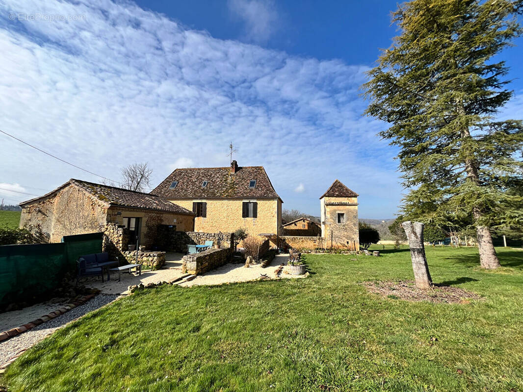 Maison à BEAUMONT-DU-PERIGORD