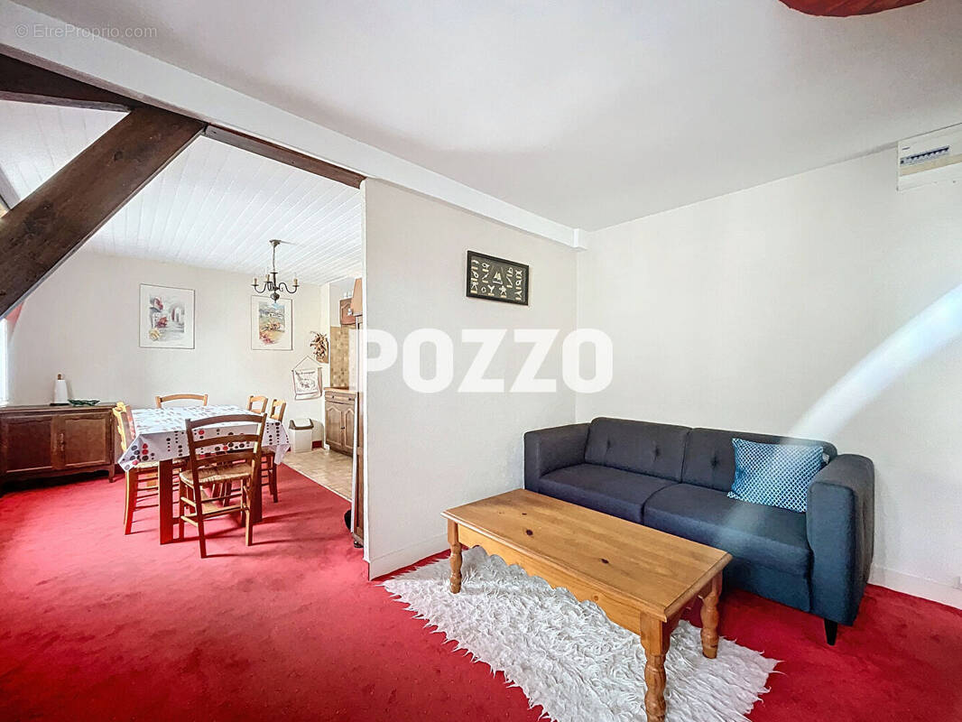 Appartement à CAROLLES