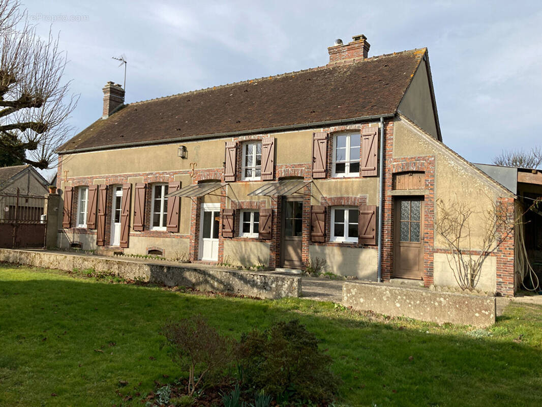 Maison à LA LOUPE