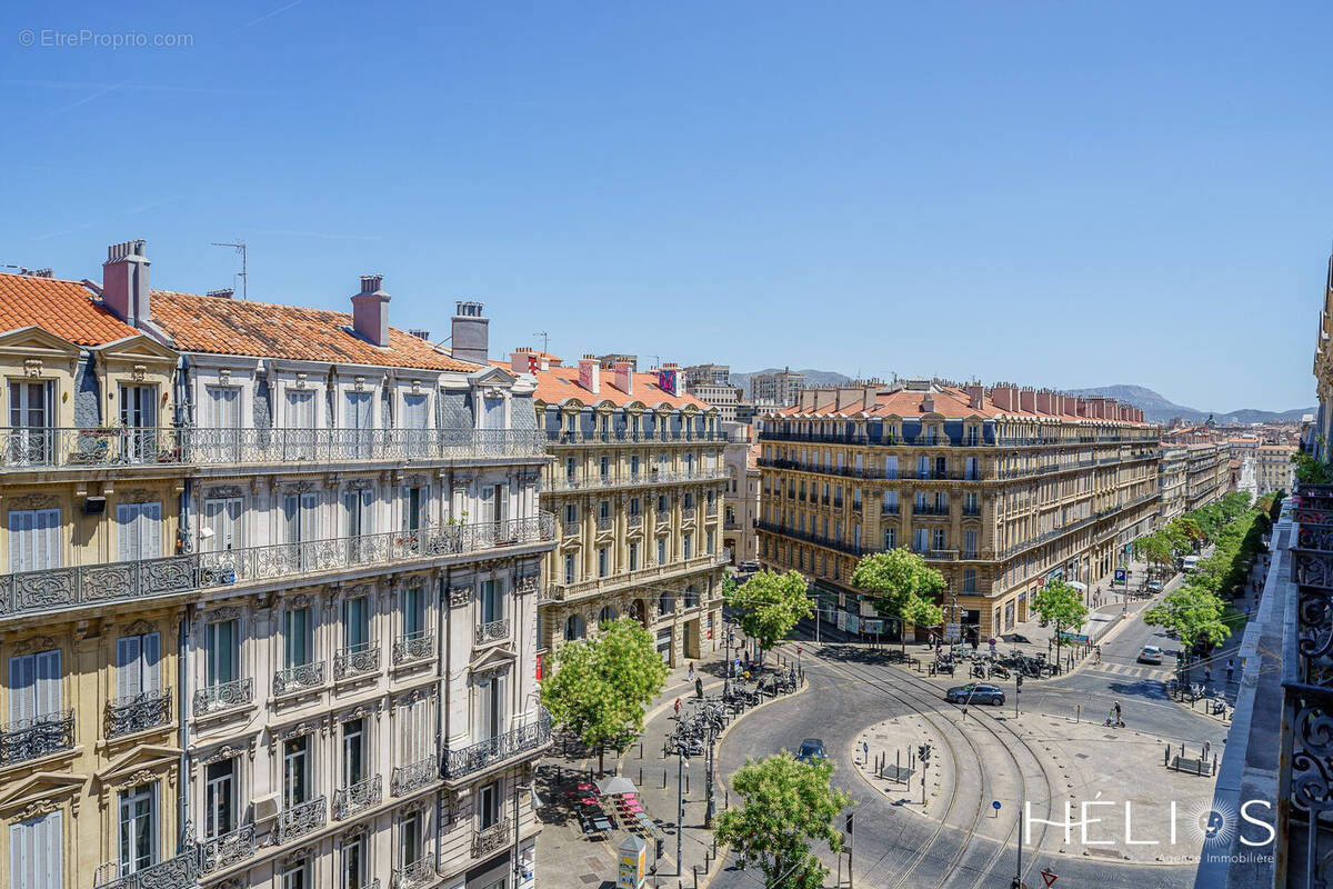 Appartement à MARSEILLE-2E