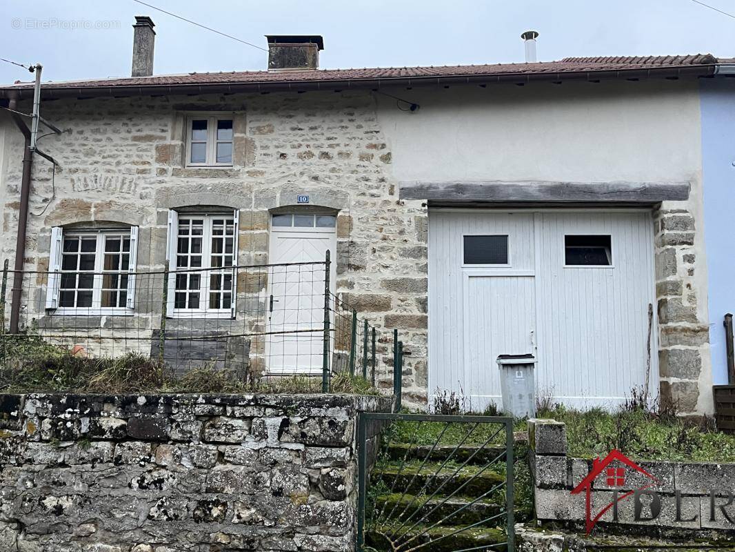 Maison à BREUVANNES-EN-BASSIGNY