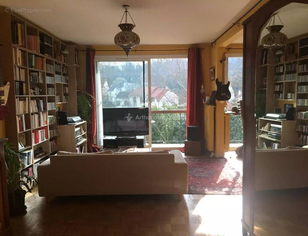 Appartement à VILLEBON-SUR-YVETTE