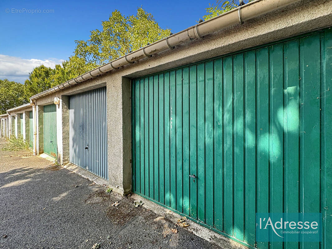 Parking à BALLANCOURT-SUR-ESSONNE