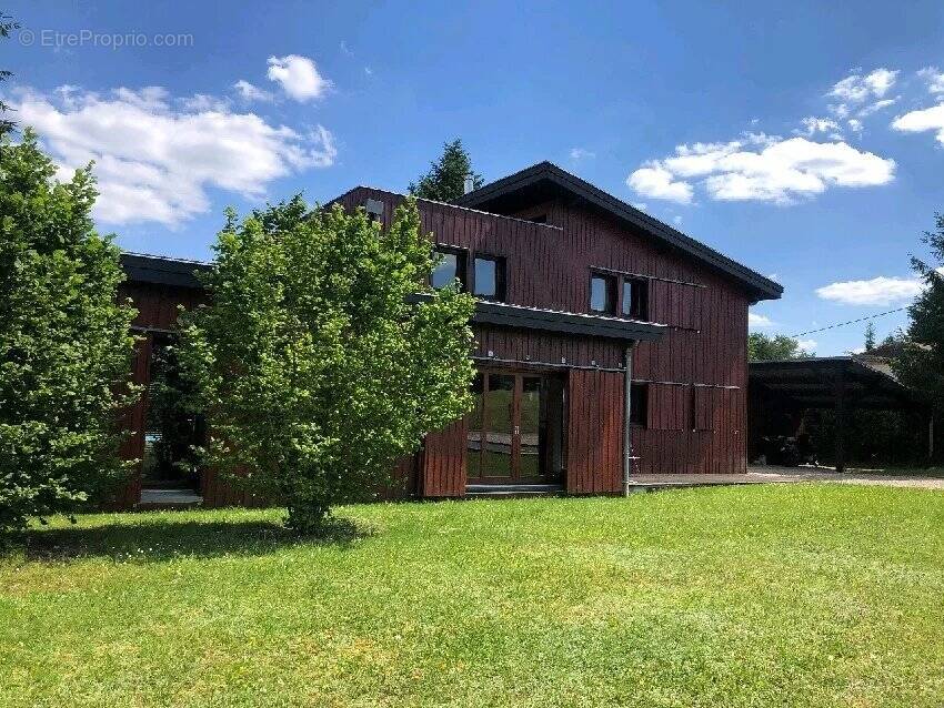 Maison à TRELISSAC