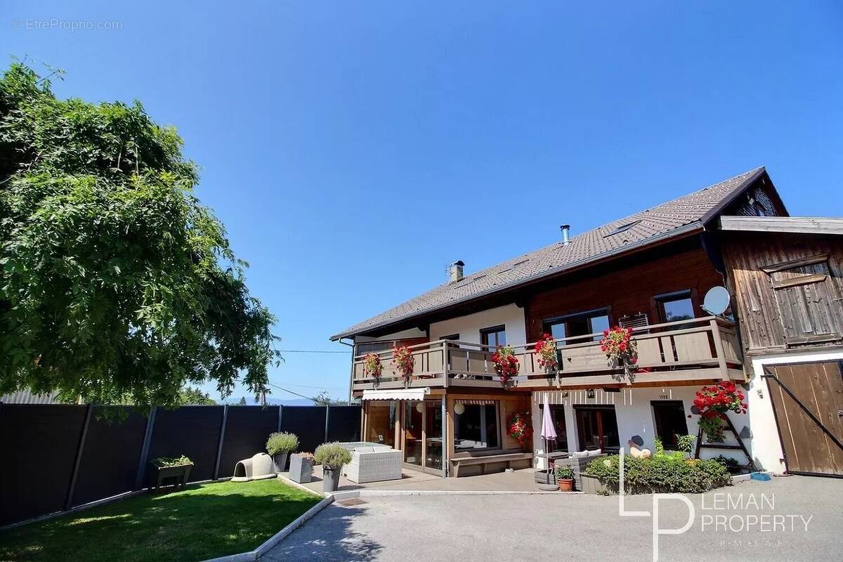 Maison à BOGEVE