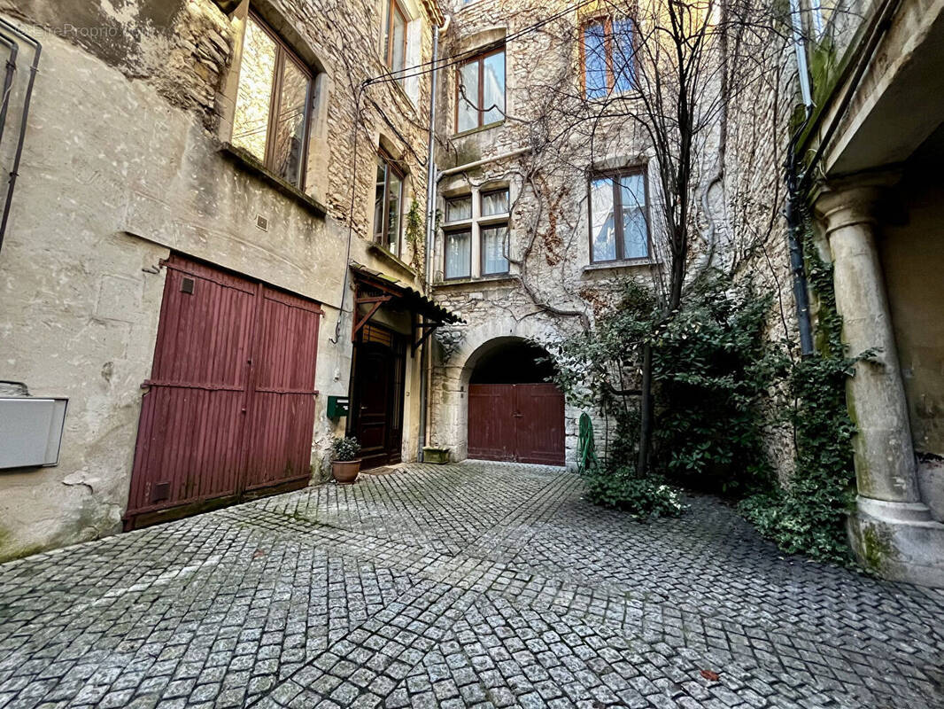 Appartement à NIMES