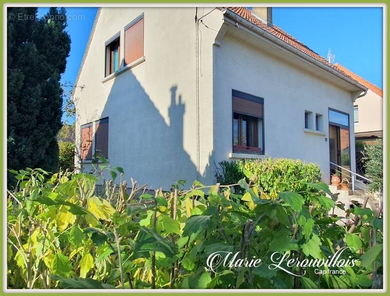 Maison à SAINT-ANDRE-LES-VERGERS