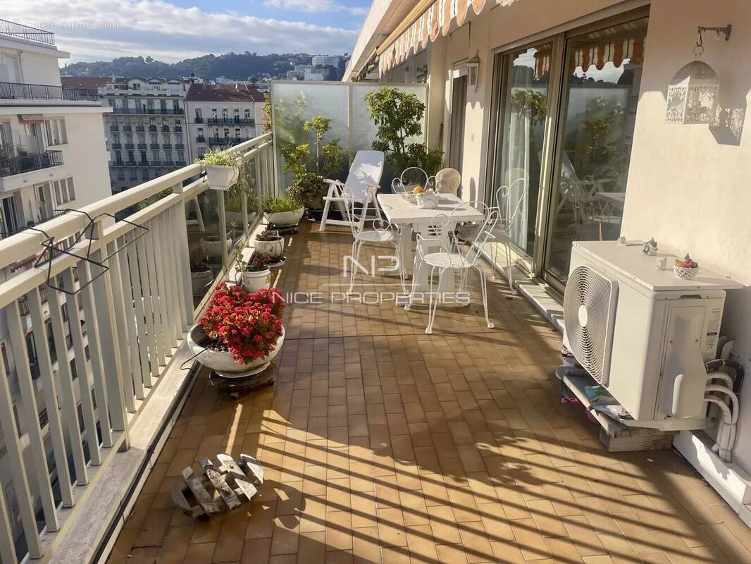 Appartement à NICE