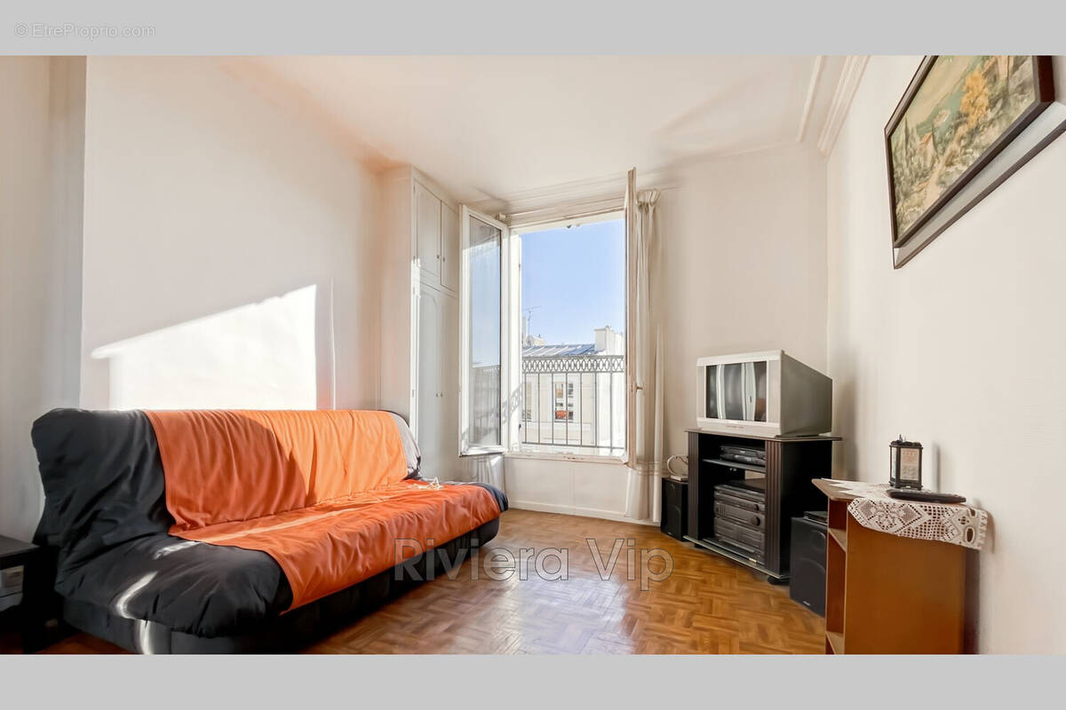 Appartement à PARIS-20E